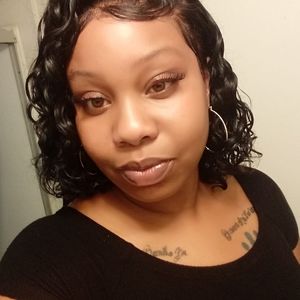 Meet your Posher, Briana